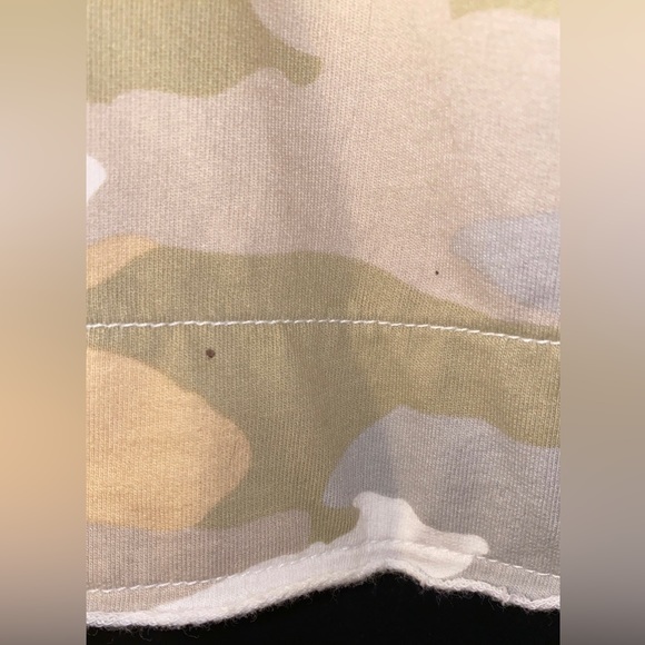 aerie Oversized Hoodie with High Side Slits in Sun Washed Desert Camo size XS - Picture 16 of 16